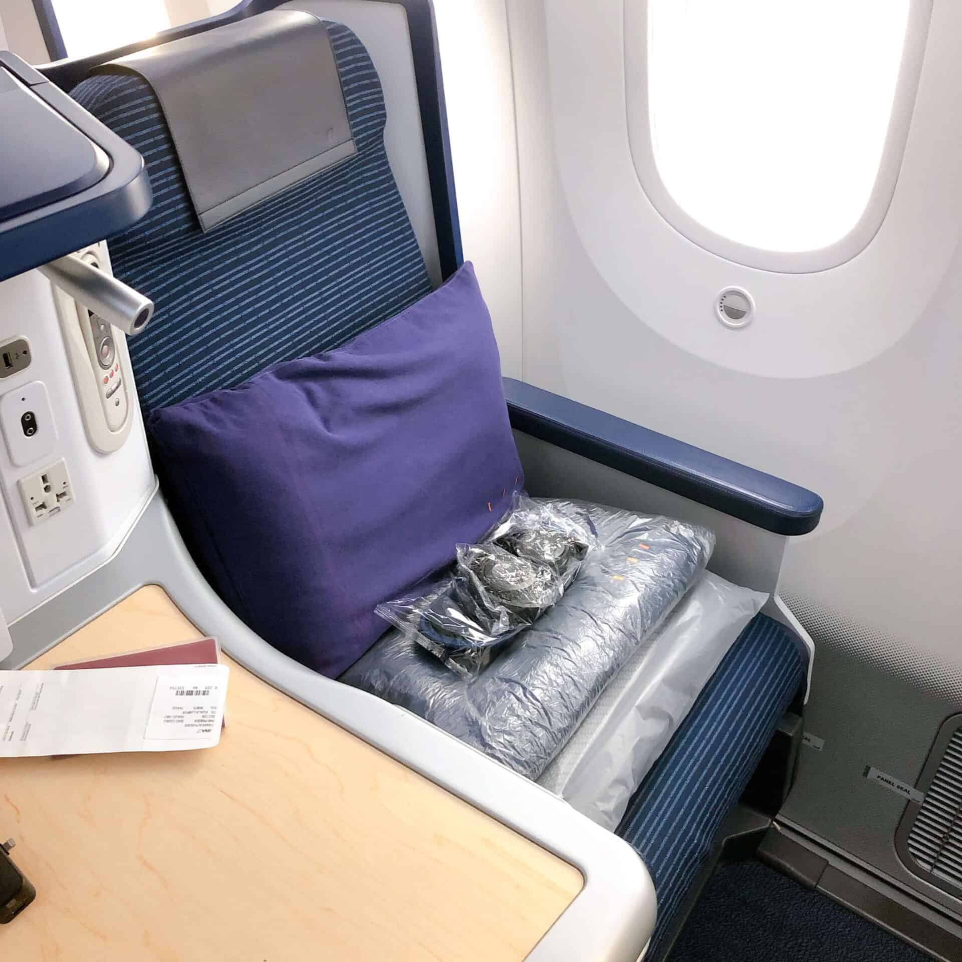 ANAビジネスクラスフルフラットシート