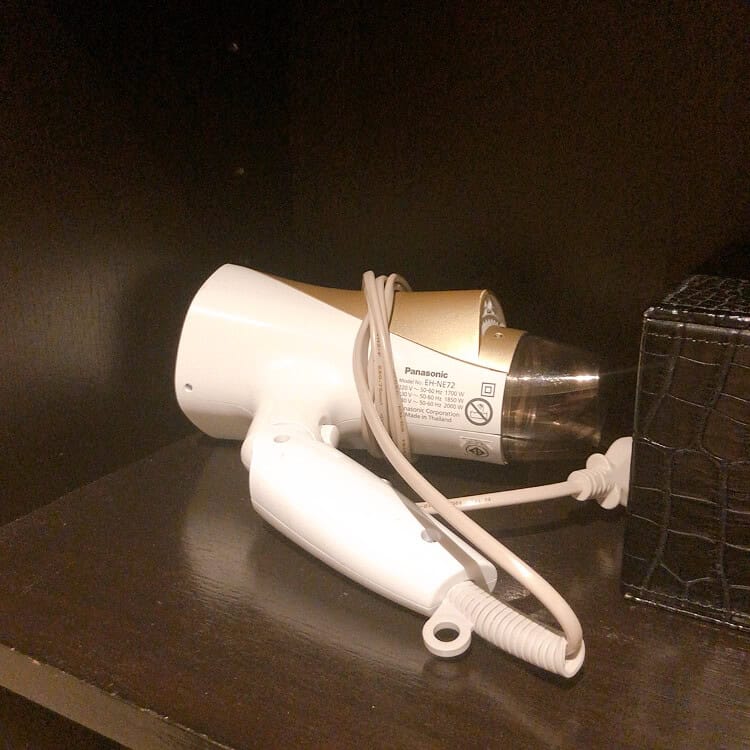 ヘアドライヤー