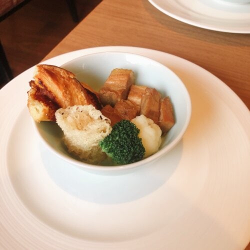 運ばれてきたホットミール類