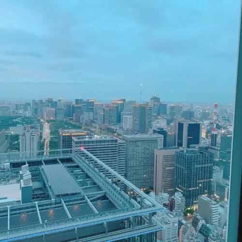 夕暮れ時のお部屋から見た景色