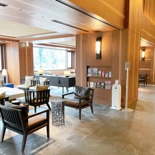 ホテルエントランス