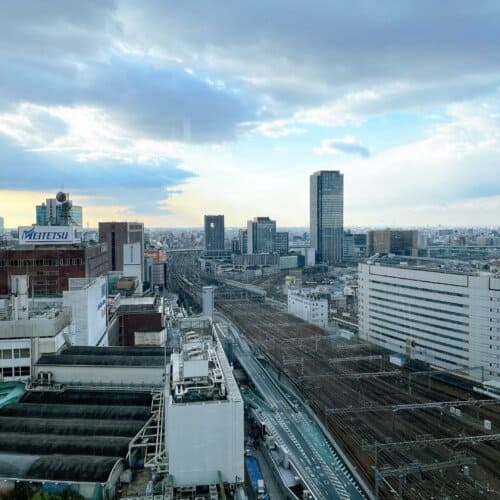 コンシェルジュラウンジから見た名古屋市内の景色