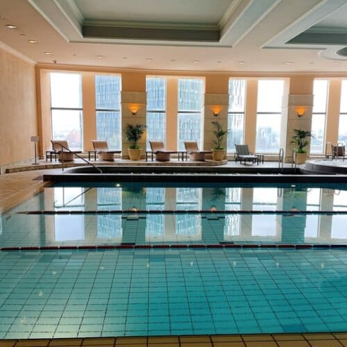 プールエリア全体の様子