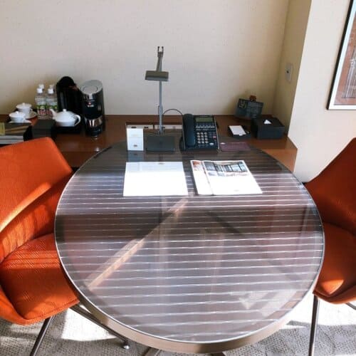 ダイニングテーブル