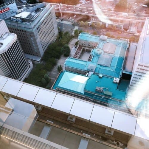 お部屋から眺められる日本銀行本店
