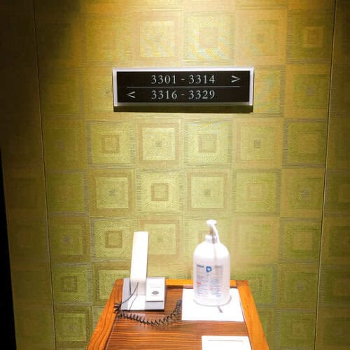 33階のエレベーターホール