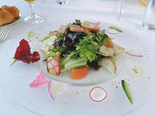 華やかなグリーンサラダ