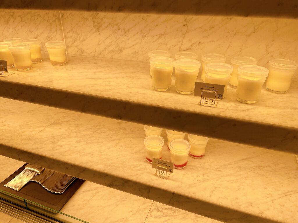 ヨーグルトやミューズリー