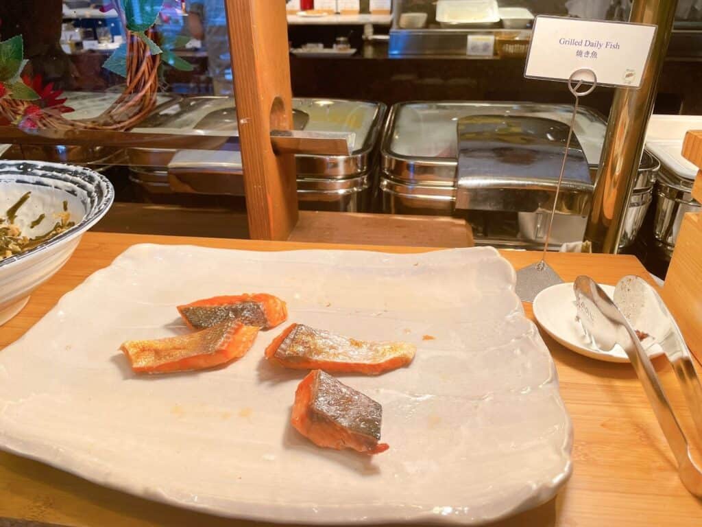 鮭の焼き魚