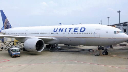 成田空港に駐機しているユナイテッド航空の機材
