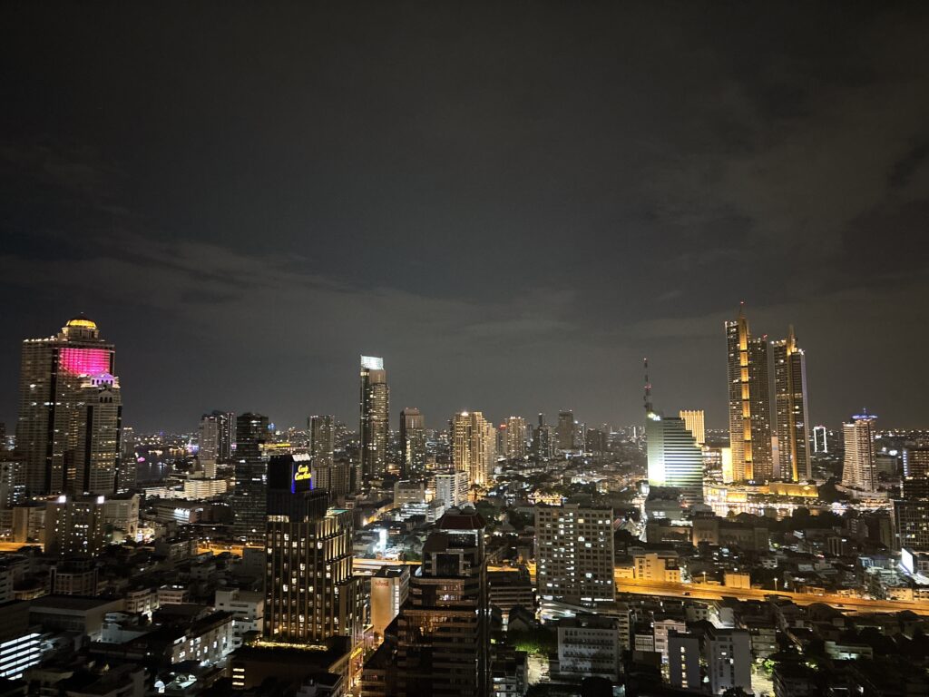 バンコクマリオットスリウォンの夜景
