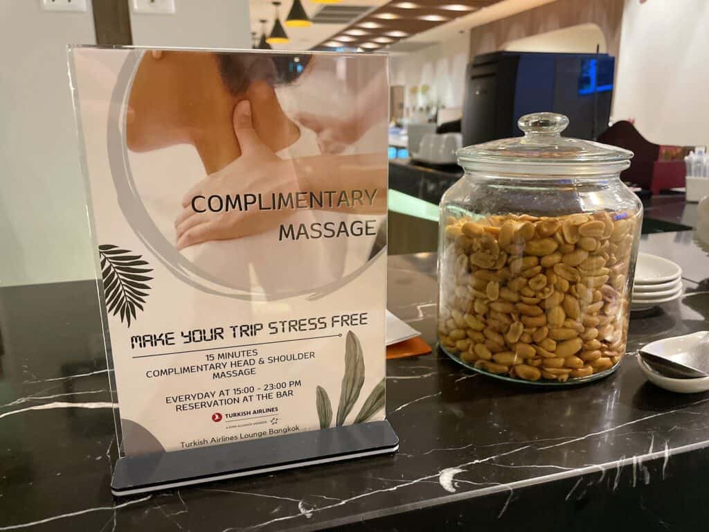 ターキッシュエアウェイズラウンジの無料スパの案内