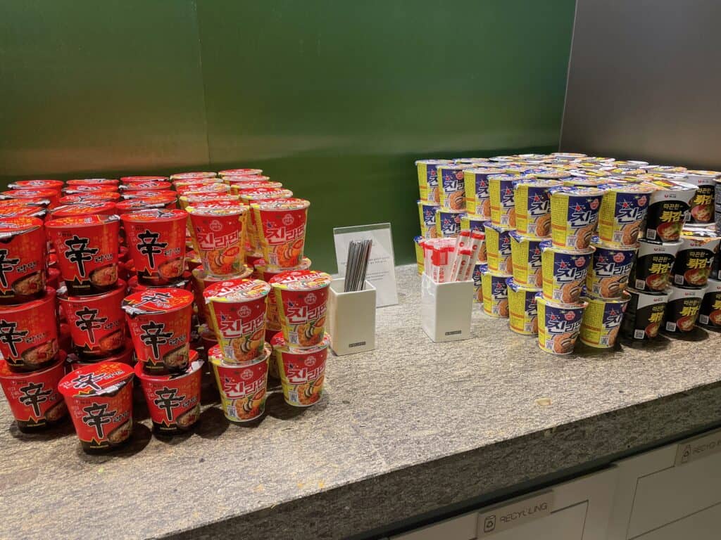 韓国のカップヌードル