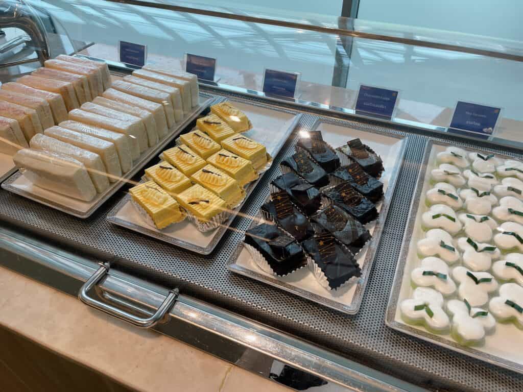 スイーツコーナー
