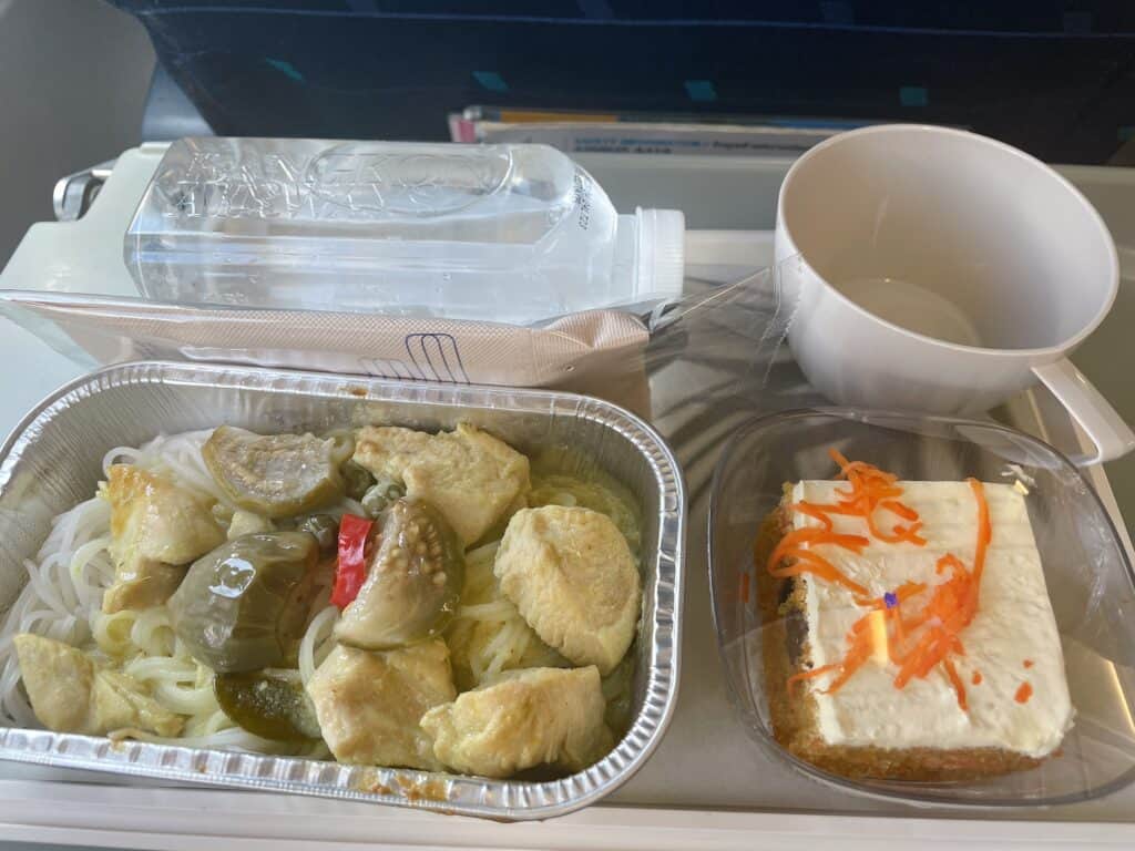 バンコクエアウェイズの機内食