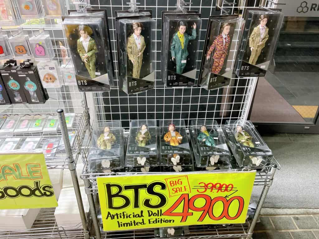 BTSの人形