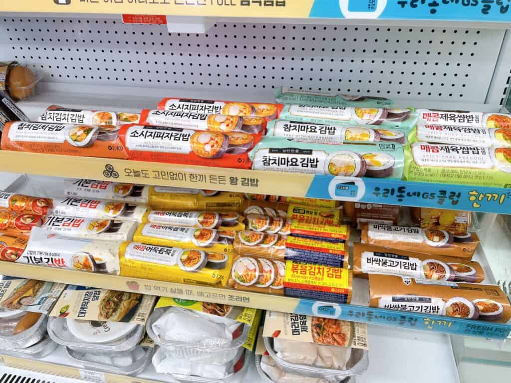 韓国のスーパーで販売されているキンパ
