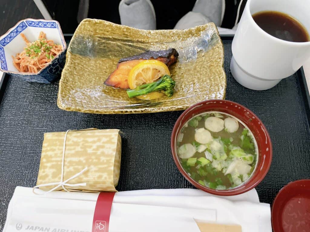 JALビジネスクラスの機内食 朝食