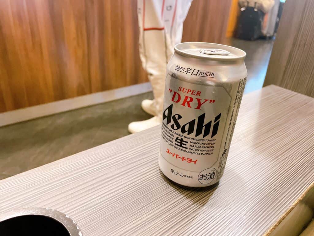 アサヒスーパードライの缶ビール