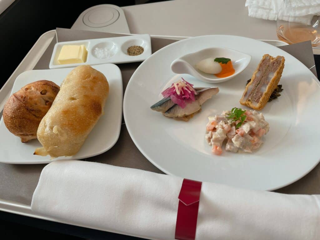 シンガポール線で食べたJALビジネスクラス機内食の前菜