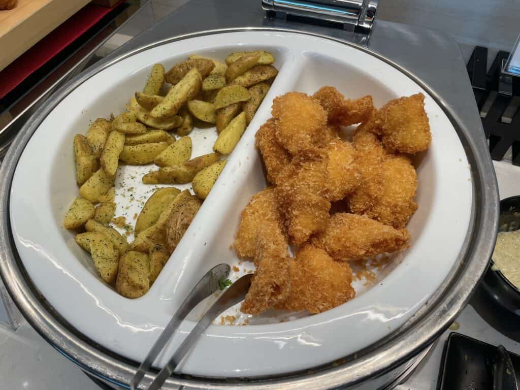 ハッシュドポテトにフライドポテト