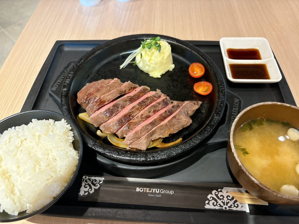 成田空港道頓堀くり田のステーキセット