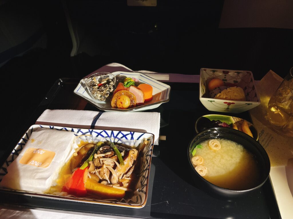 バンコク→羽田線(深夜便)の機内食