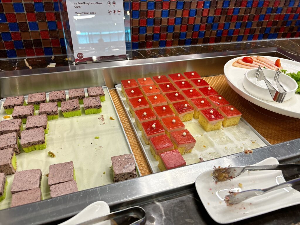 ケーキコーナー