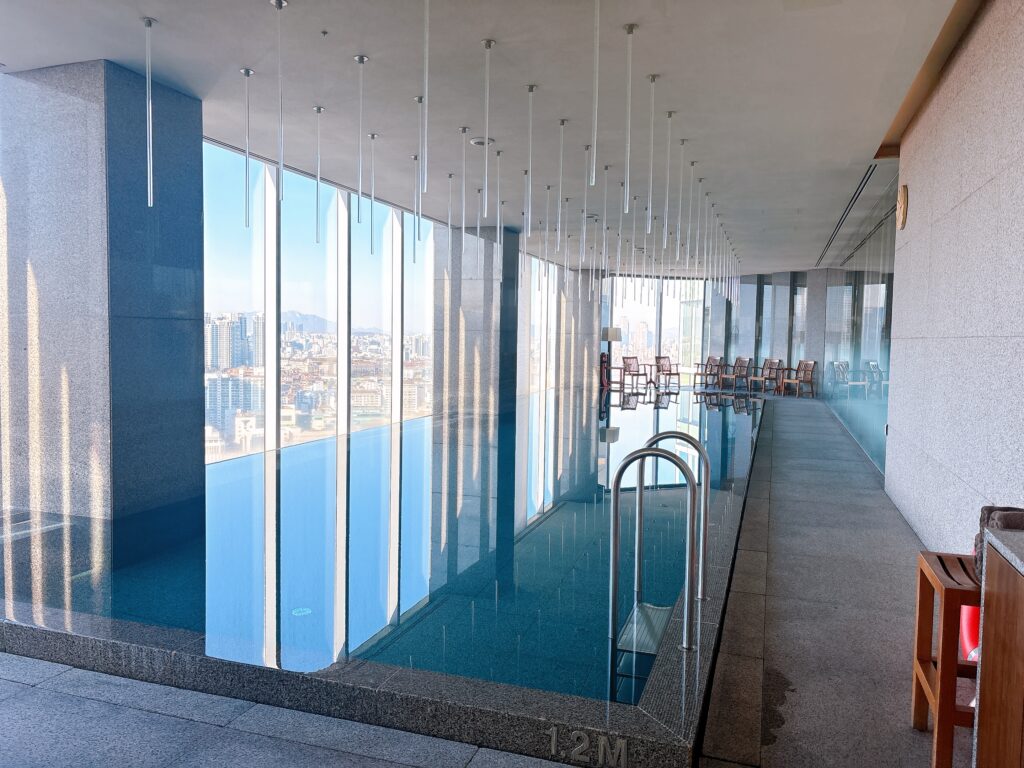 パークハイアットソウルのプール