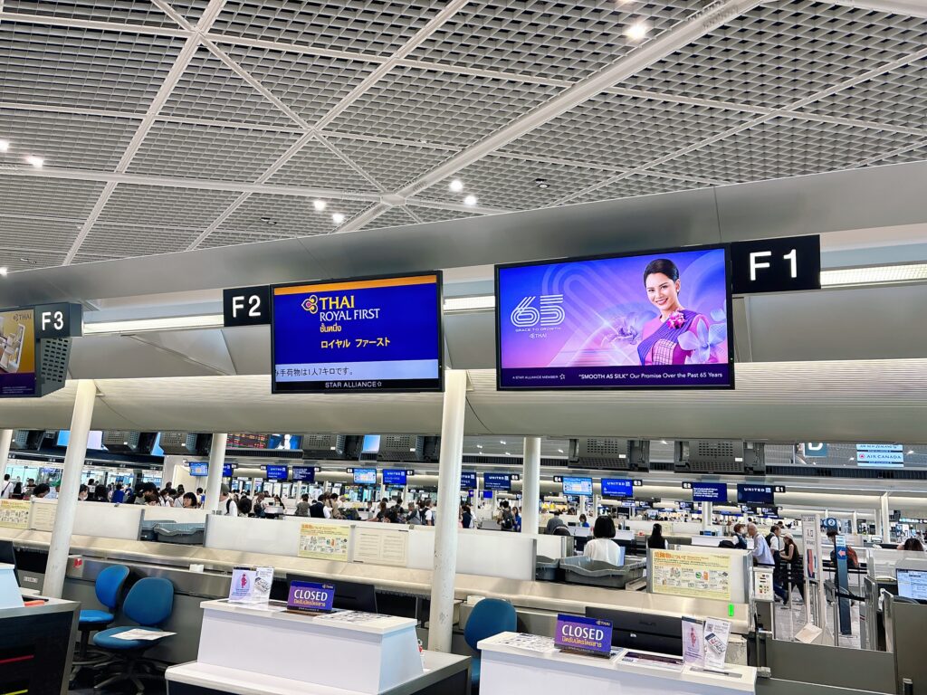 タイ航空ファーストクラスチェックインカウンター